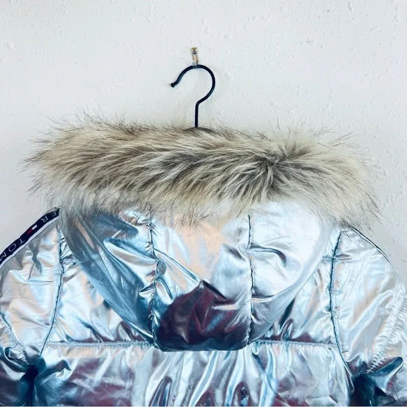 Tommy Hilfiger Kids Unisex Silver Fur Hood Puffer Jacket/Sz:6